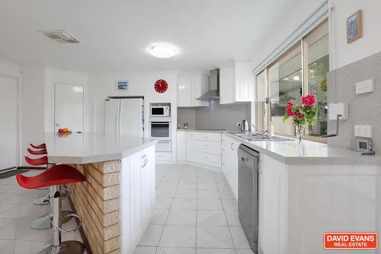 36 Tidefall Street, Safety Bay WA 6169