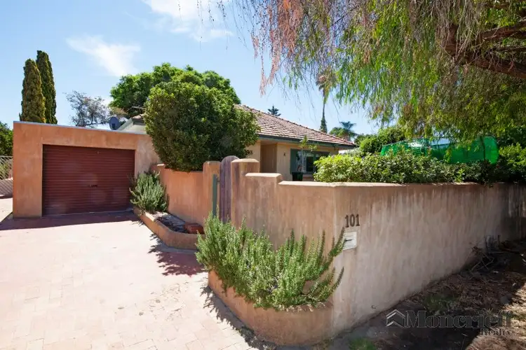 101 Kitchener Road, Alfred Cove WA 6154
