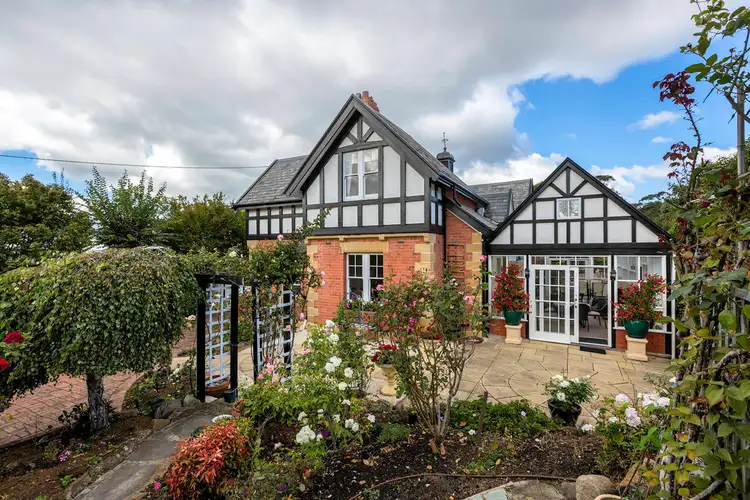 6 Morris Avenue, Taroona TAS 7053