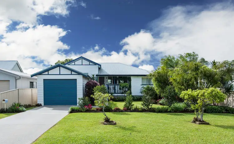 3 SOMERSET PLACE, Yamba NSW 2464