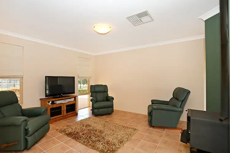 Fifth view of Homely house listing, 33 Cheyne Court, Pinjarra WA 6208