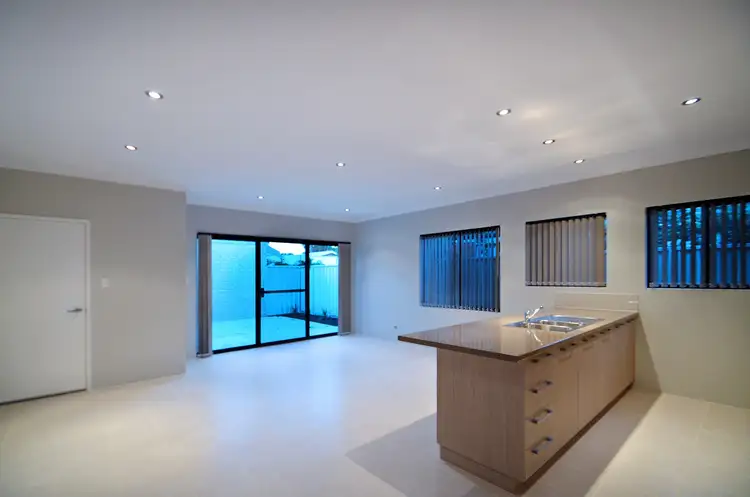 Fifth view of Homely villa listing, 3/54 Penguin Road, Shoalwater WA 6169