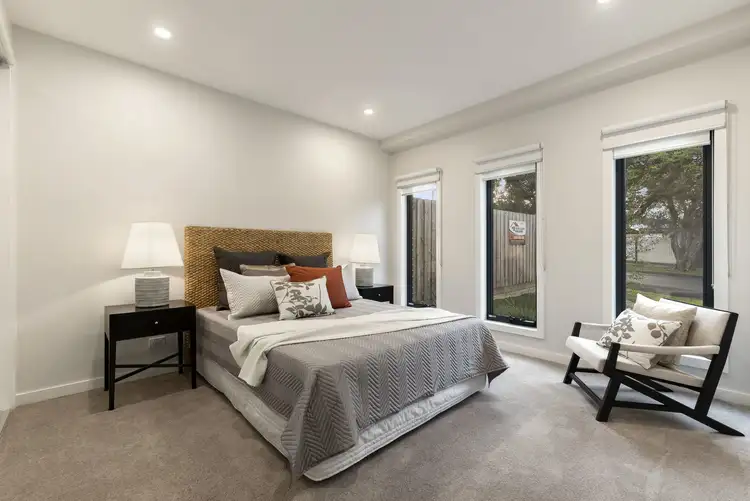 Fifth view of Homely house listing, 33 Broughton Avenue, Croydon VIC 3136