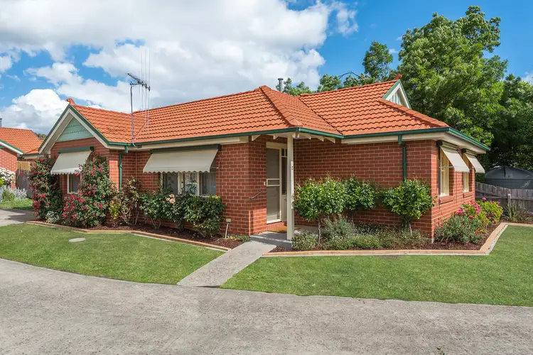 2/34 Barton Street, Kyneton VIC 3444