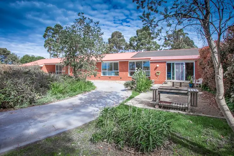 85 Willowbank Road, Gisborne VIC 3437