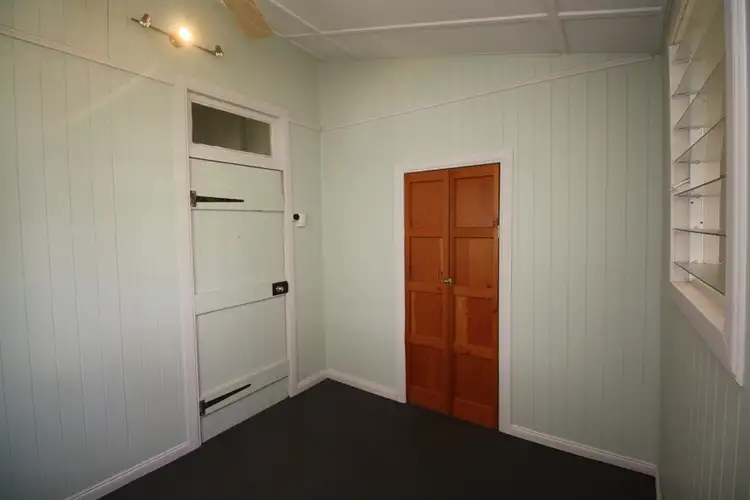 Seventh view of Homely house listing, 27 Leigh St, West End QLD 4810