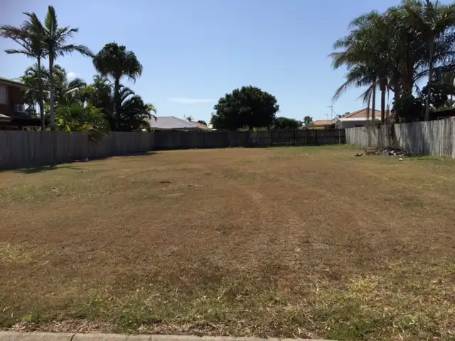 17 Merlin Drive, Urangan QLD 4655