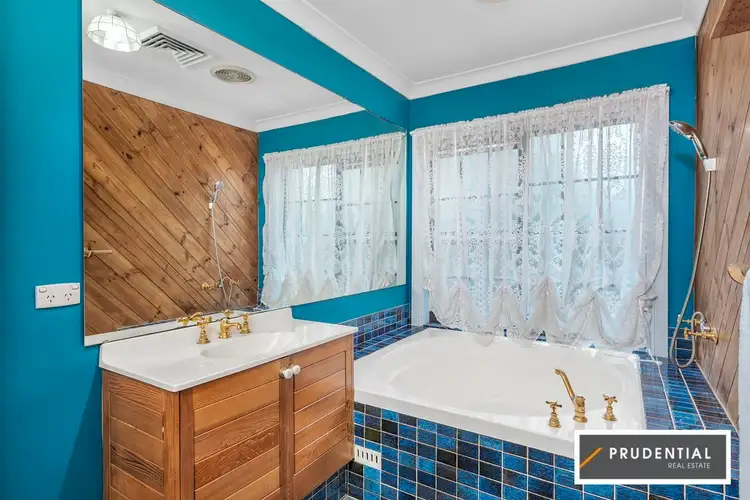 Sixth view of Homely house listing, 3 Karen Place, Ingleburn NSW 2565