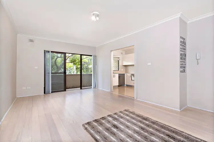 2/9-11 Taringa Street, Ashfield NSW 2131