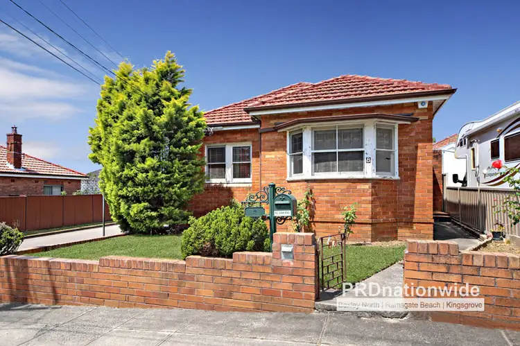 8 Caroline Street, Kingsgrove NSW 2208