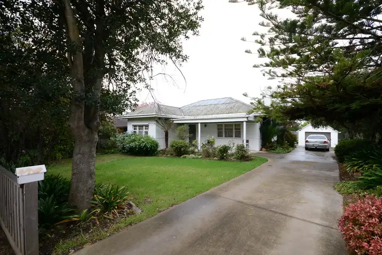 5 POTTER STREET, Bairnsdale VIC 3875