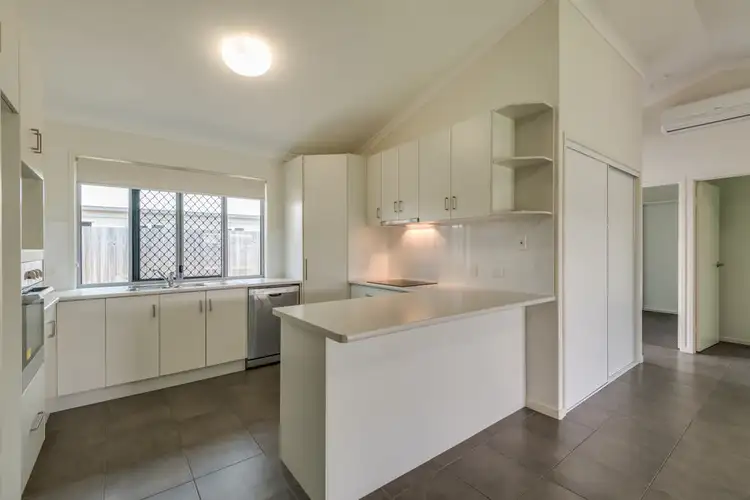 Fifth view of Homely house listing, 4 Pinnacle Court, Avoca QLD 4670