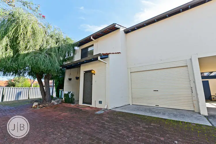 15/321 Canning Highway