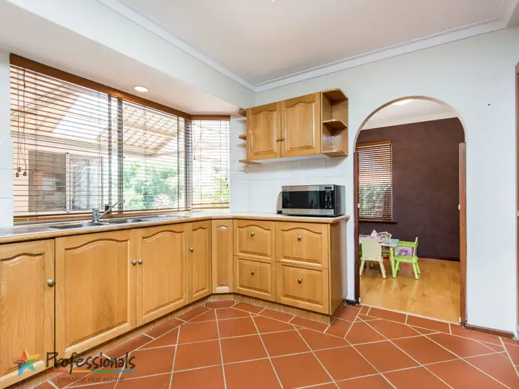 Seventh view of Homely house listing, 5 Allison Close, Willetton WA 6155