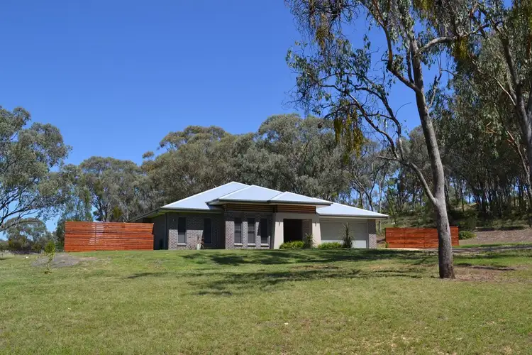 55 Caloola Drive, Inverell NSW 2360