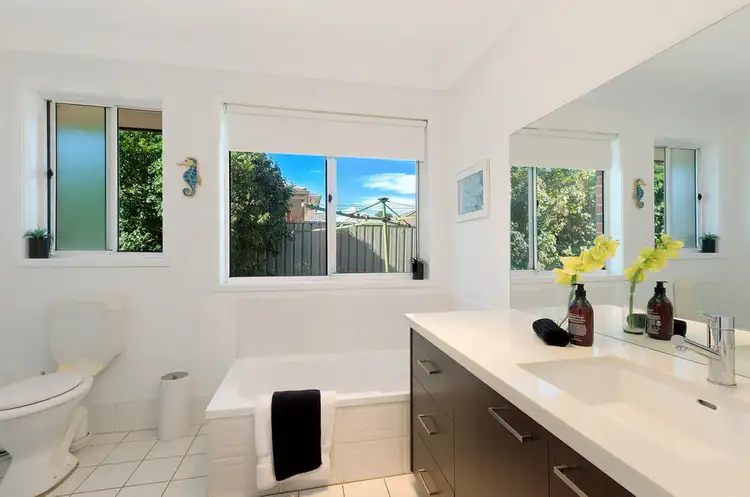 Sixth view of Homely house listing, 6 Byron Bay Close, Hoxton Park NSW 2171
