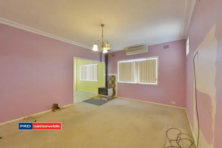 Fourth view of Homely house listing, 8 Cambridge Street, Tamworth NSW 2340