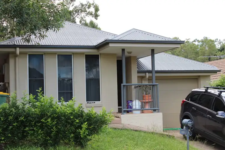 40 Carnarvon Cres, Waterford QLD 4133