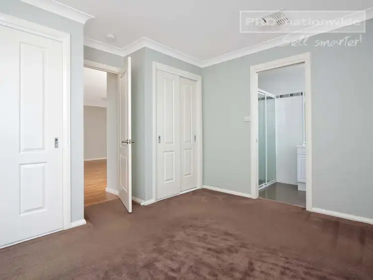 Fifth view of Homely house listing, 2 Birri Place, Glenfield Park NSW 2650