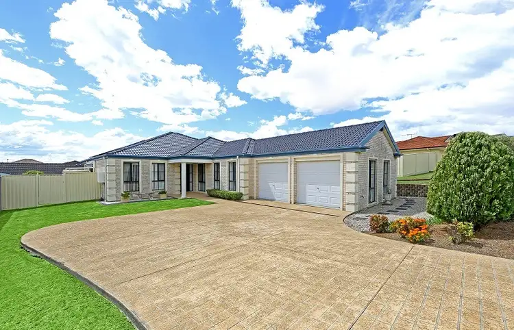 89 Mountain View Drive, Woongarrah NSW 2259