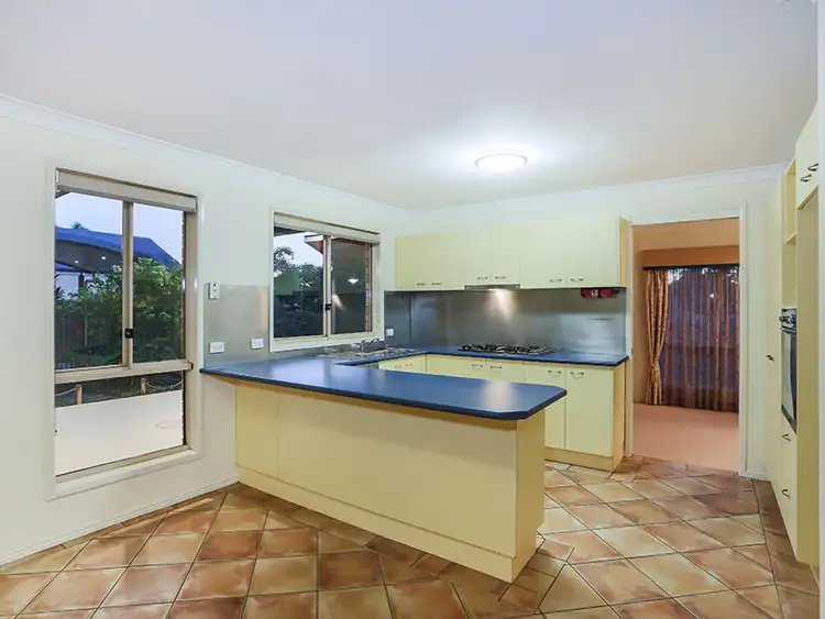 Sixth view of Homely house listing, 2 Goodwood Place, Carindale QLD 4152