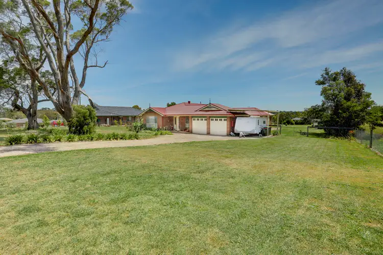22 Woodside Drive, Moss Vale NSW 2577
