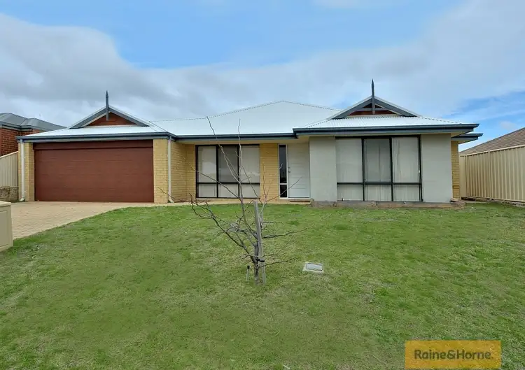 9 Albina Chase, Lakelands WA 6180