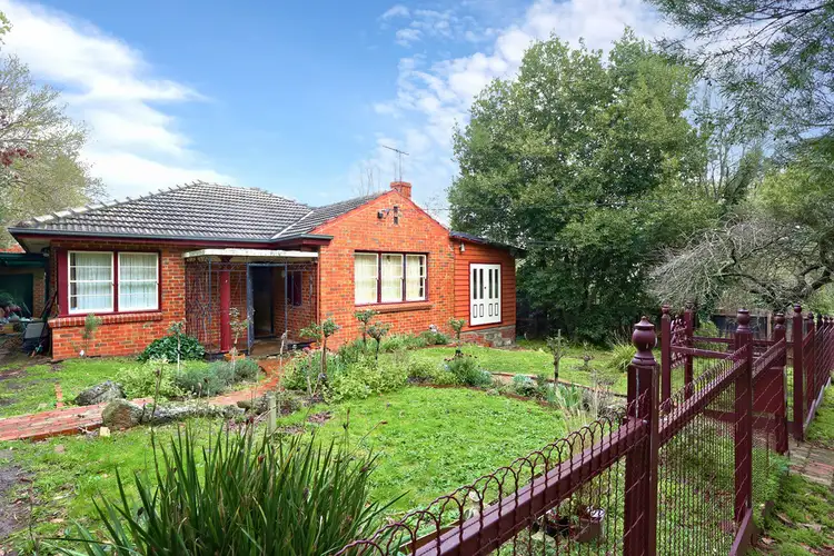 56 Surrey Road East, Croydon VIC 3136