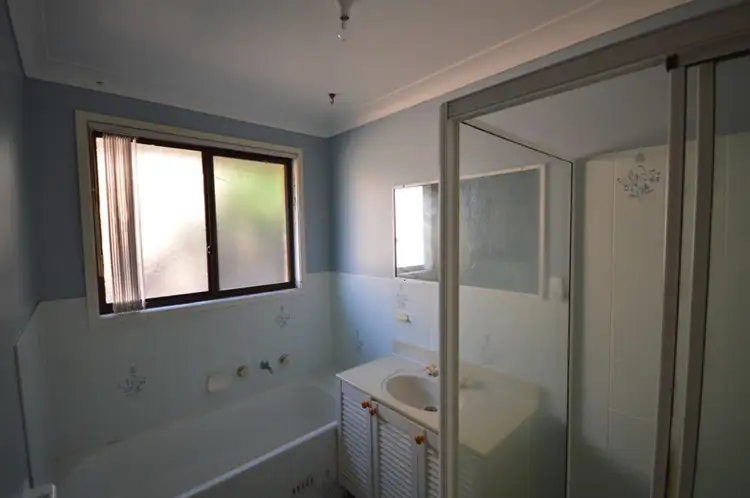 Fourth view of Homely house listing, 25 Comerford Close, Aberdare NSW 2325