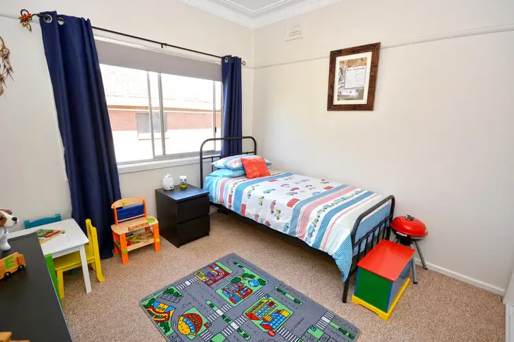 Seventh view of Homely house listing, 5 Jacaranda Avenue, Leeton NSW 2705