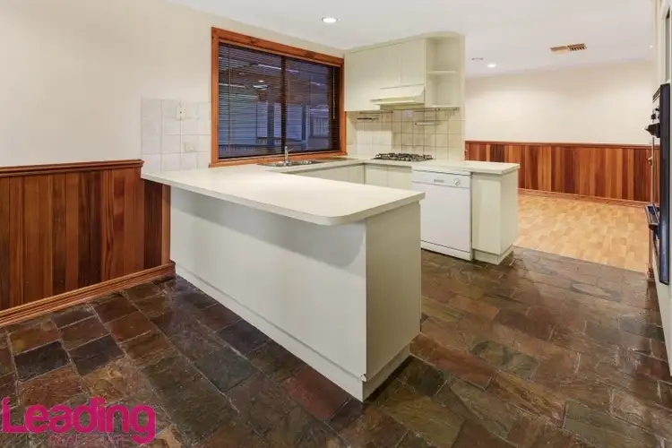 Sixth view of Homely house listing, 2 Lyons Court, Sunbury VIC 3429