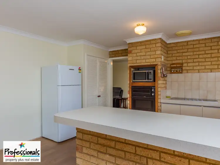 Seventh view of Homely house listing, 15 Sellen Court, Leeming WA 6149