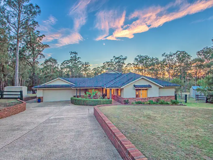 7 Thornbill Grove, Thornton NSW 2322