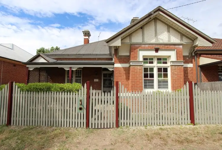 157 Durham Street, Bathurst NSW 2795