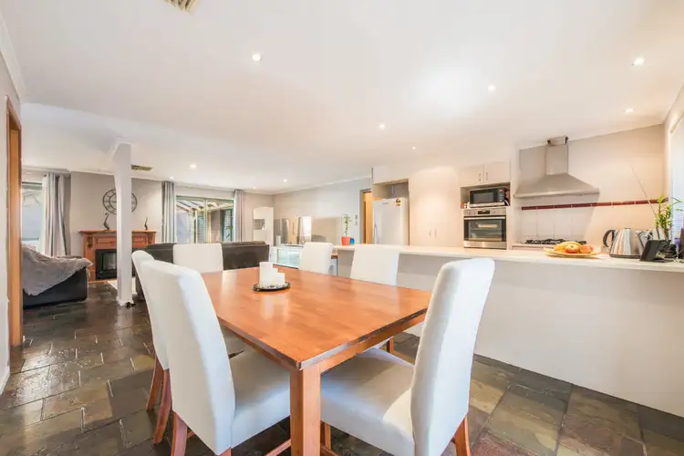 16 Leichardt Street, Woodcroft SA 5162