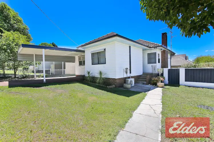 15 Binalong Road, Pendle Hill NSW 2145