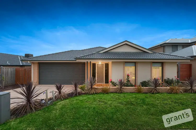 71 Harrison Way, Pakenham VIC 3810