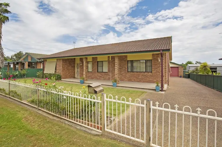 30 Anvil St, Greta NSW 2334