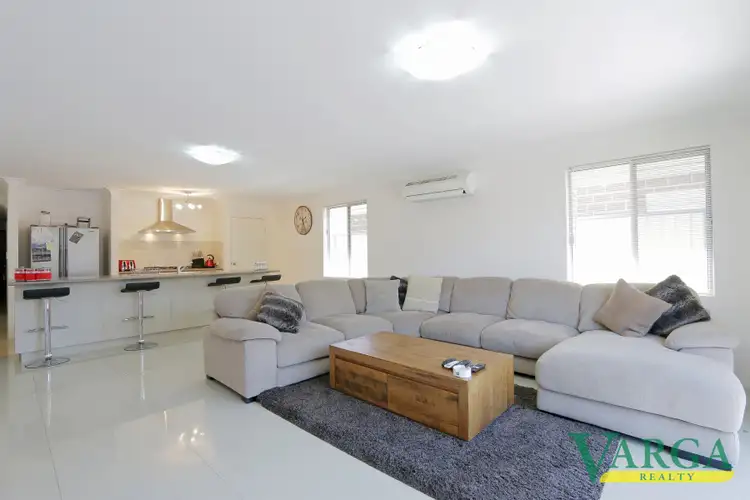 6 Arranger Way, Southern River WA 6110