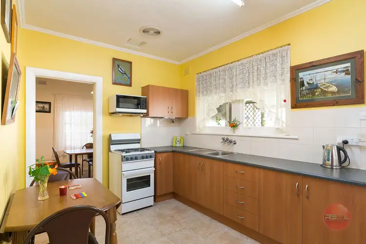 Fifth view of Homely house listing, 8 Cowra Crescent, Park Holme SA 5043
