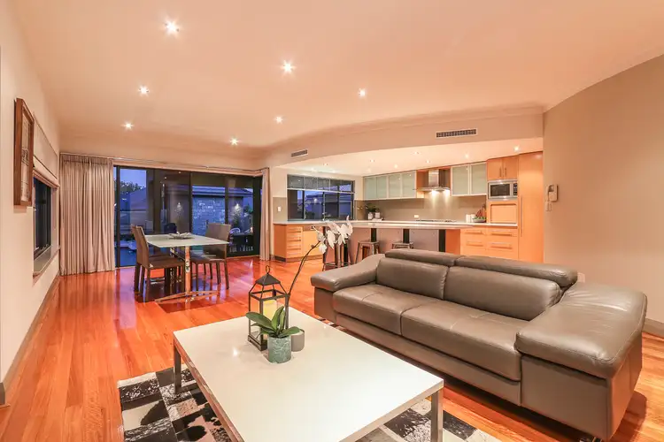 15 Parkside Ave, Mount Pleasant WA 6153