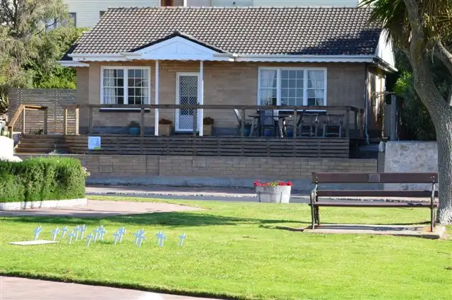 34 Smilie Street, Robe SA 5276