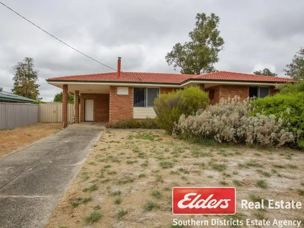 Main view of Homely house listing, 4 Bolton Way, Collie WA 6225