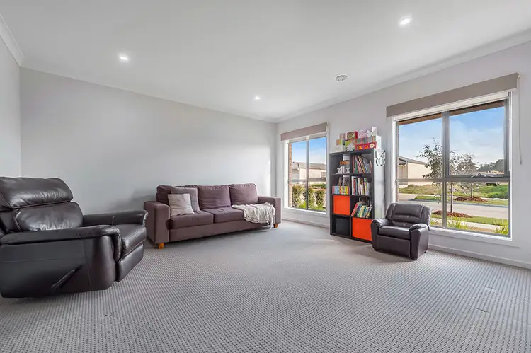 Second view of Homely house listing, 8 Selkirk Way, Mickleham VIC 3064