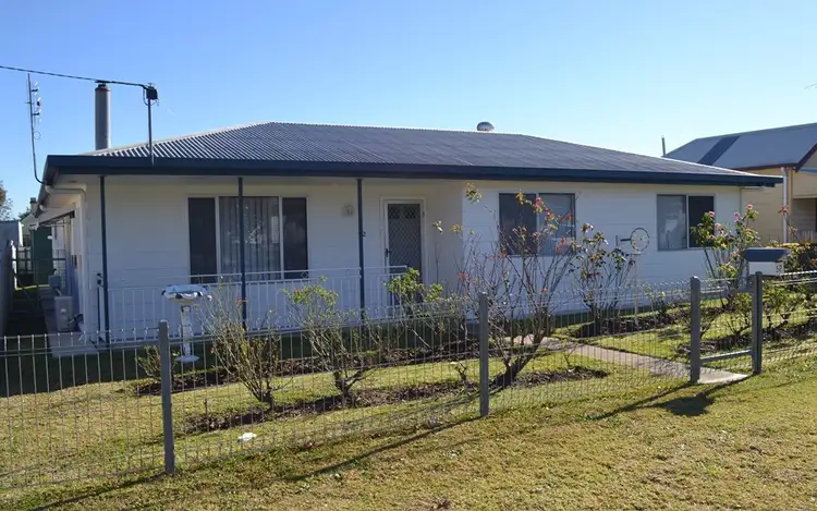 52 Chester Street, Inverell NSW 2360