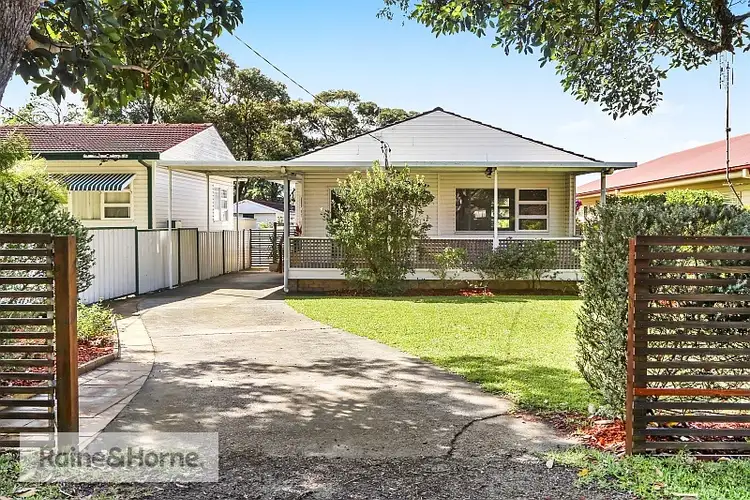 24 Melbourne Avenue, Umina Beach NSW 2257