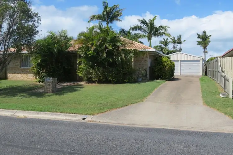 40 Hansen Street, Urangan QLD 4655