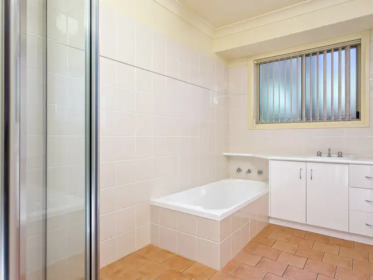Fifth view of Homely house listing, 7 Post Place, Lake Albert NSW 2650
