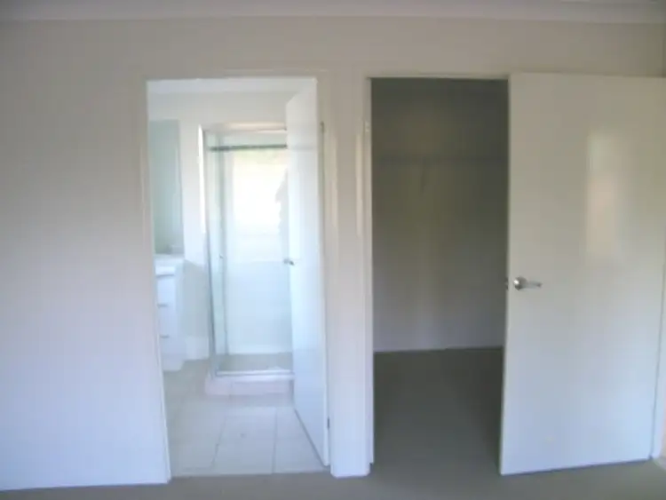 Fifth view of Homely house listing, 13 Figtree Court, Yamanto QLD 4305