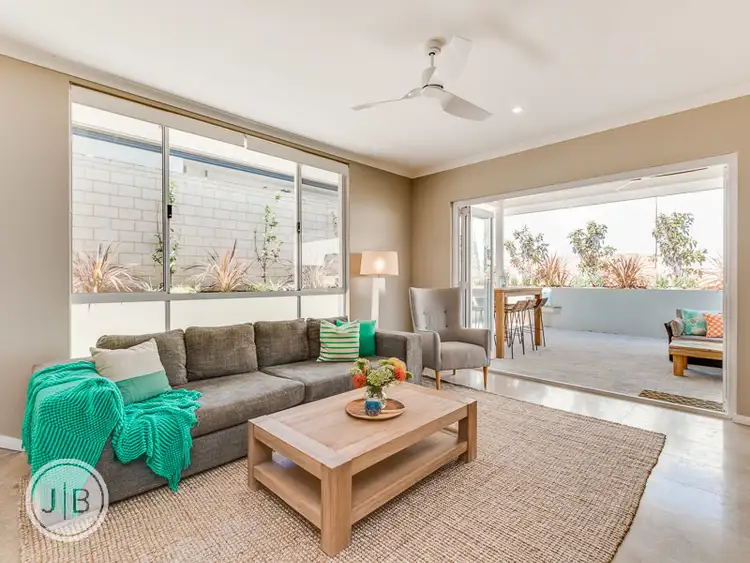 Seventh view of Homely house listing, 6 Hirundo Place, Waterford WA 6152